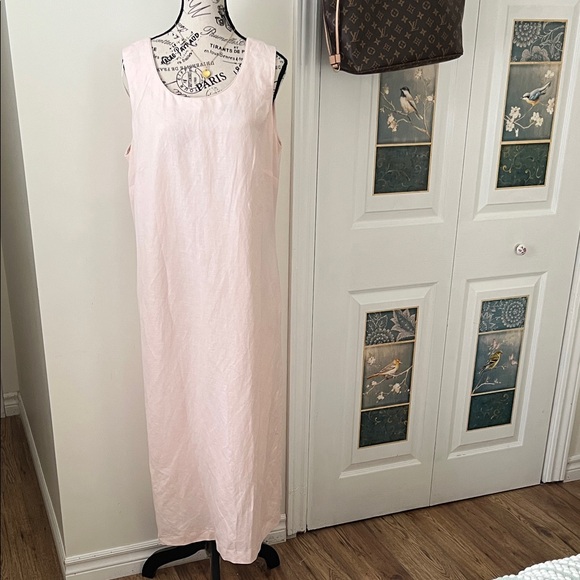 Studio I Dresses & Skirts - Studio I Light Pink Sleeveless Dress